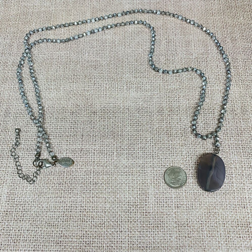 Spring Street Silver Glass Beaded Agate Necklace‎
